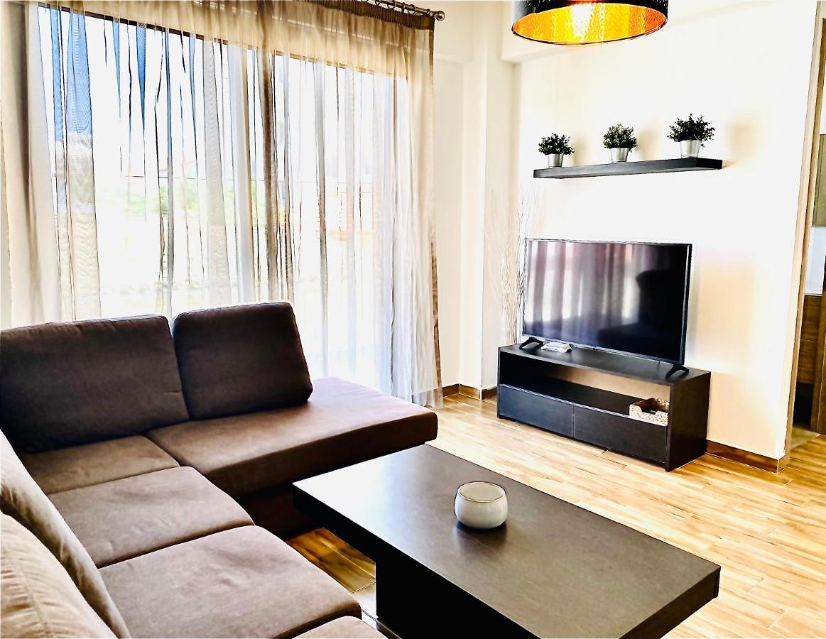Bali Suites 101 Larnaca Luaran gambar