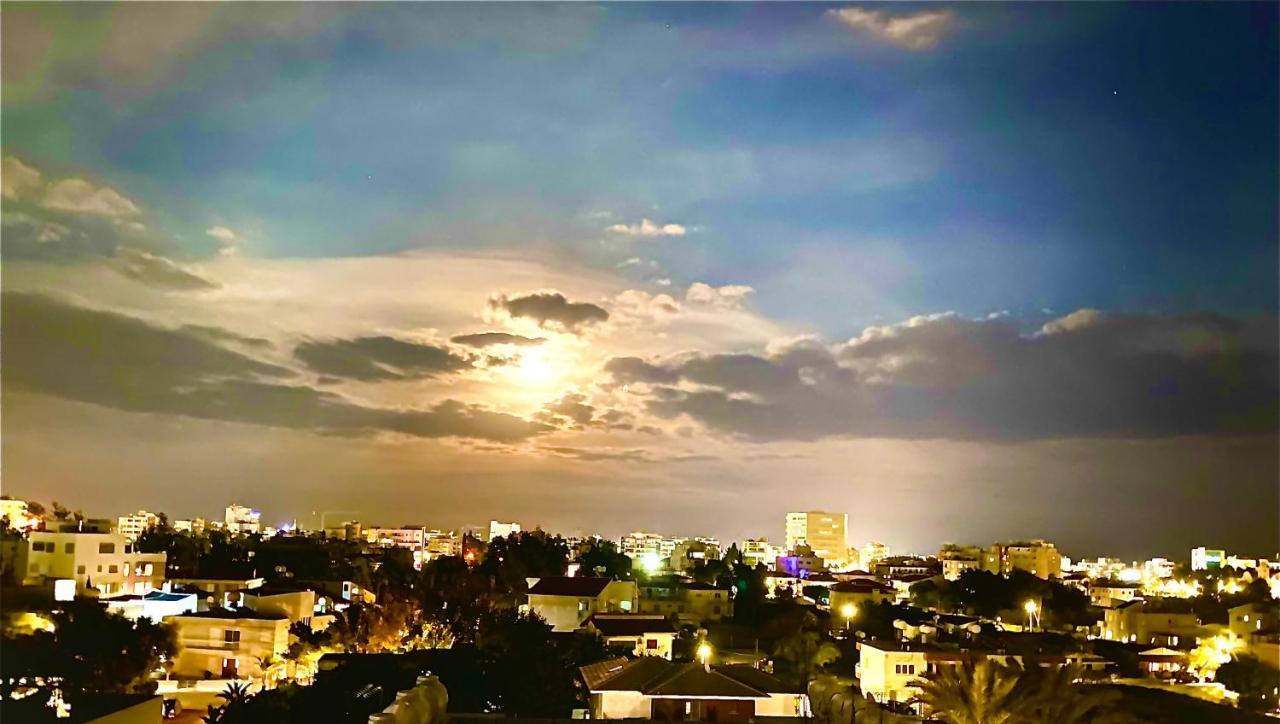 Bali Suites 101 Larnaca Luaran gambar